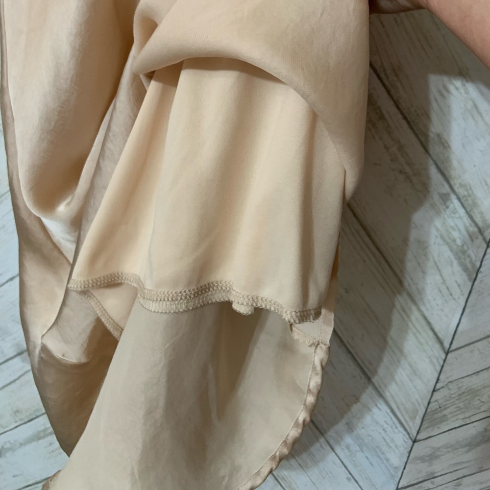 Love Sadie champagne satin maxi skirt - Picture 4 of 6